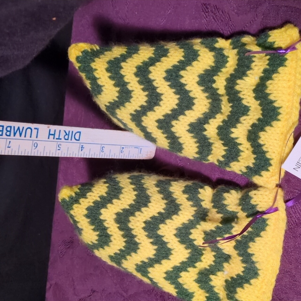 Hand Knit Stuffed Phone Pillow Zigzag Intarsia Yellow Green - Picture 6 of 7